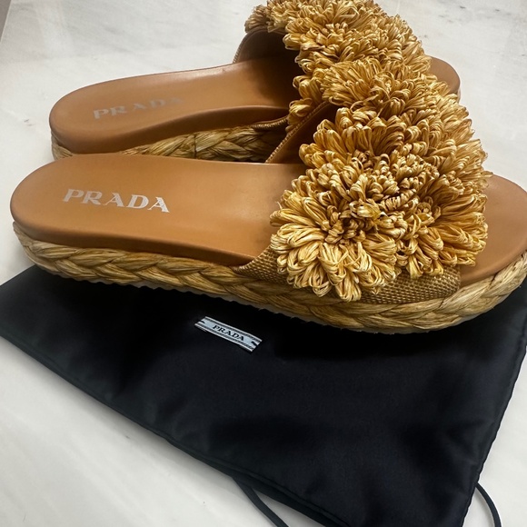 Authentic Prada Raffia Slides - Picture 2 of 3